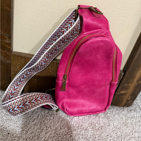 Handbags - Pink Leather Sling Bag
